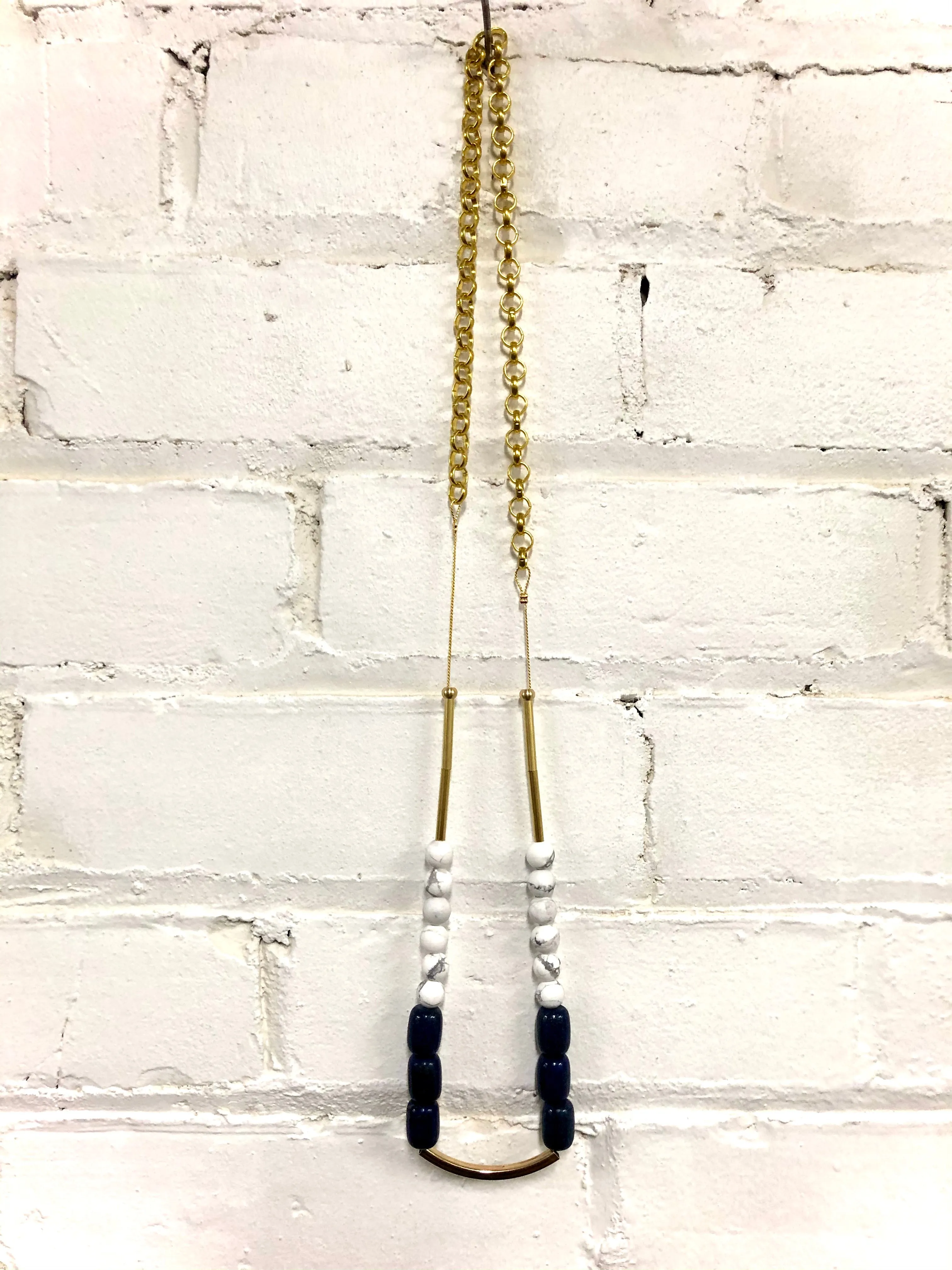 Stone balance necklace