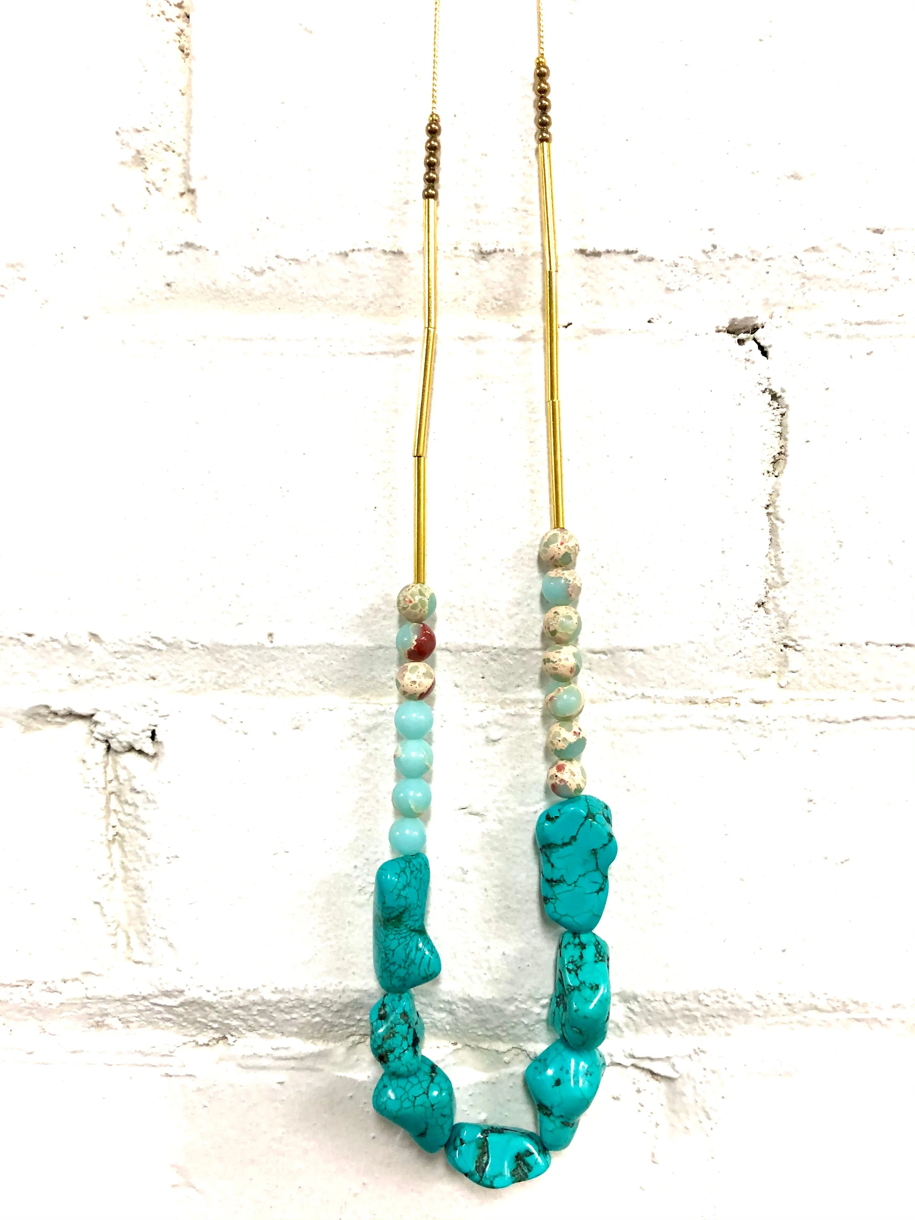 Stone balance necklace