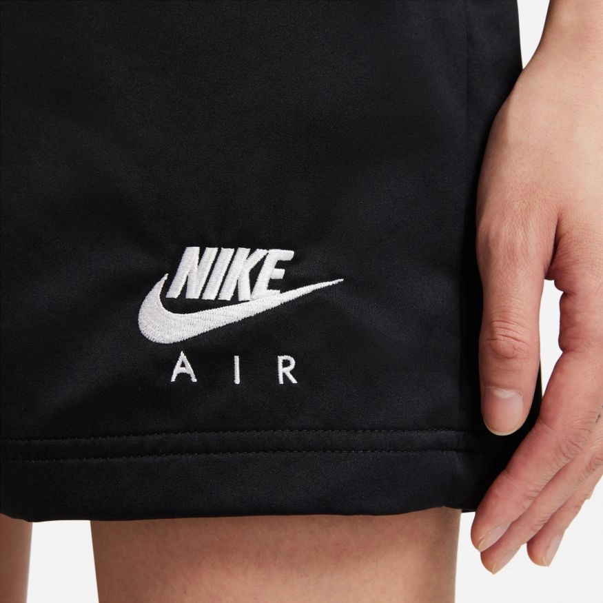 W WOVEN HIGH-RISE SHORTS BLK